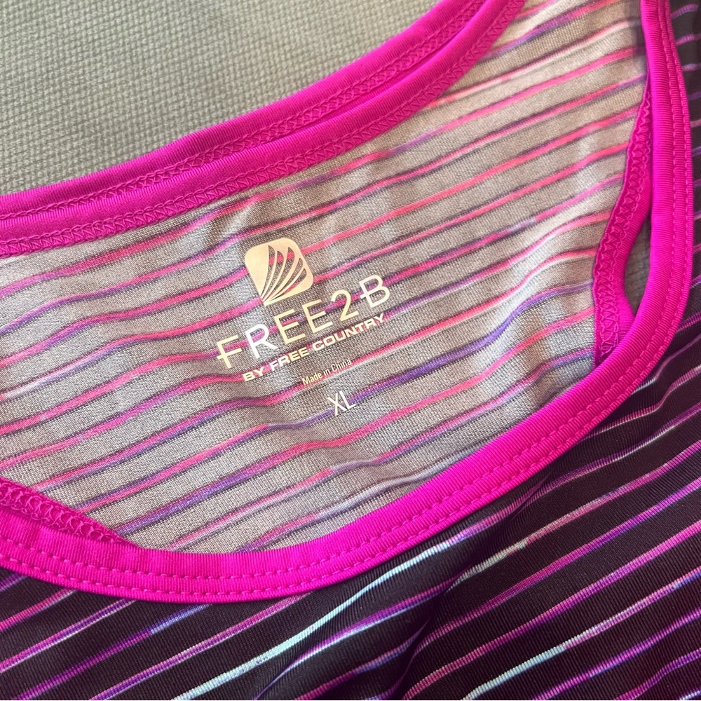 Exercise Tank Top with Built in Sports Bra - Picture 3 of 4